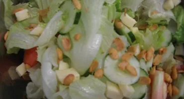 Salada Básica Com Soja - Mulher Das Receitas