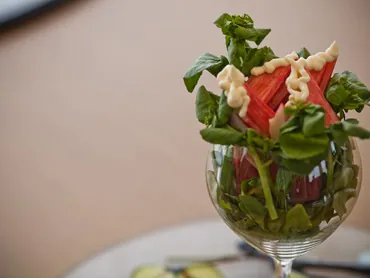 Salada Verde com Kani - Kama 