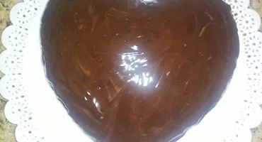 Bolo De Chocolate Com Cobertura De Chocolate E Recheio De Coco - Mulher Das Receitas