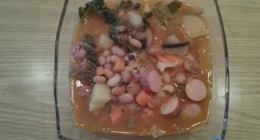 Sopa De Feijão Com Verdura - Mulher Das Receitas