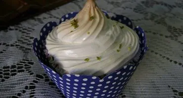 Cupcake De Limão Merengado - Mulher Das Receitas