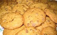 Cookies Com Gotas De Chocolate - Mulher Das Receitas