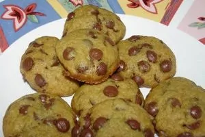 Cookies Com Gotas De Chocolate - Mulher Das Receitas