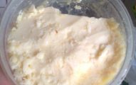 Queijo de manteiga caseiro