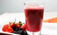 Mulher Das Receitas - Www.mulherdasreceitas.com.br - Bebida De Frutas Vermelhas - Suco De Frutas - Bebidas